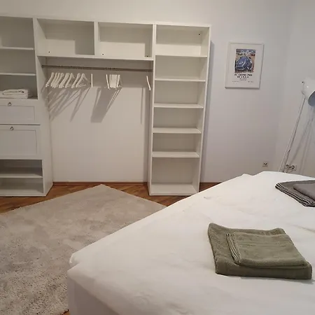 Stylish, Cosy Flat Close To Center Köln
